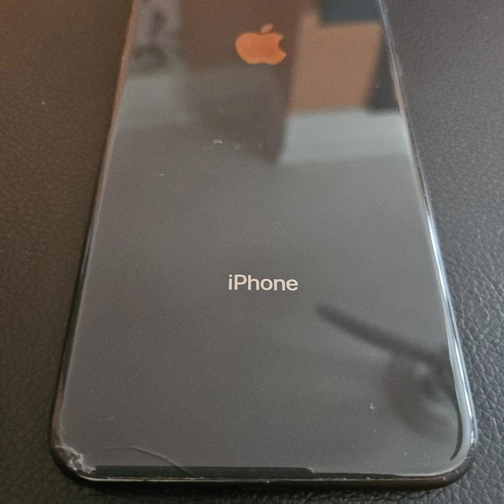 Apple iPhone 8 - Silver